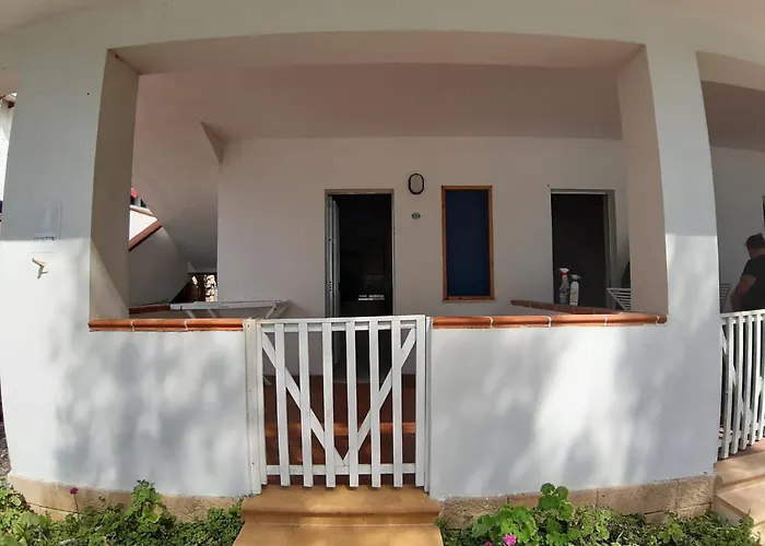 Aparthotel La Darsena 3*